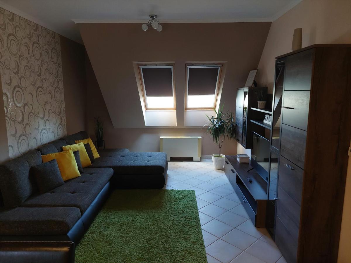 SaMuci Apartman Hajdúszoboszló Zewnętrze zdjęcie